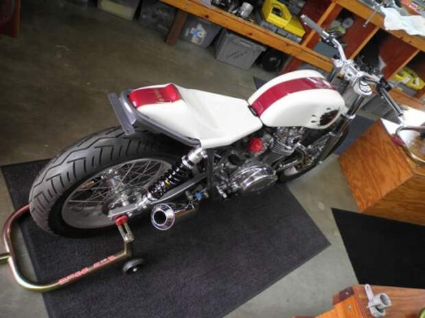 Yamaha XS750