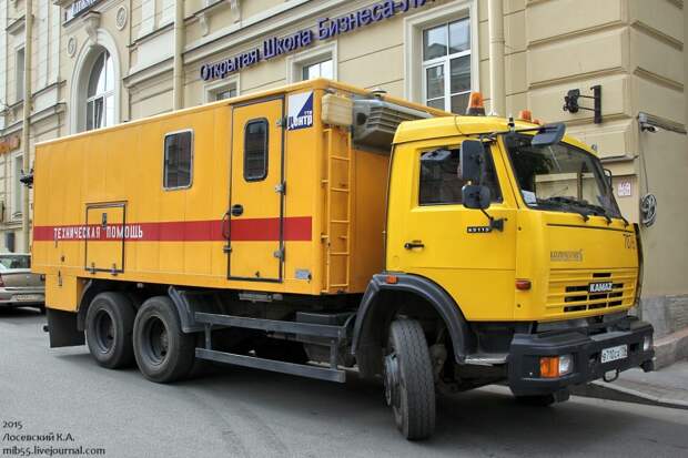 Парад ретро-техники в Санкт-Петербурге авто, общественный транспорт, парад, ретро автомобили