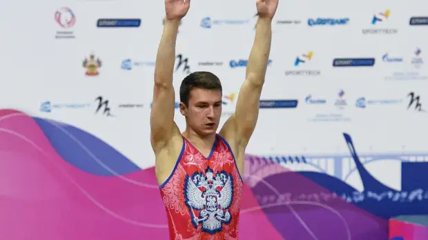 Макарский завоевал золото ЧМ по прыжкам на батуте