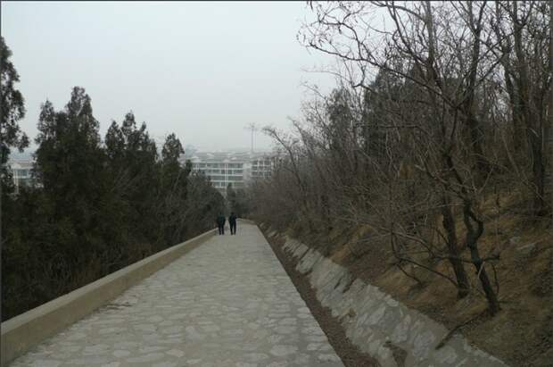 Внутри крепости. Внутри крепости.