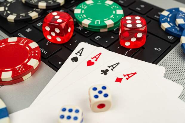 Минфин предложил легализировать в России онлайн-казино