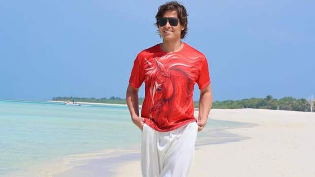 Прохор Шаляпин признался, чего ему не хватало в подростковом возрасте: «Хотел просто мамин борщ» — видео Super