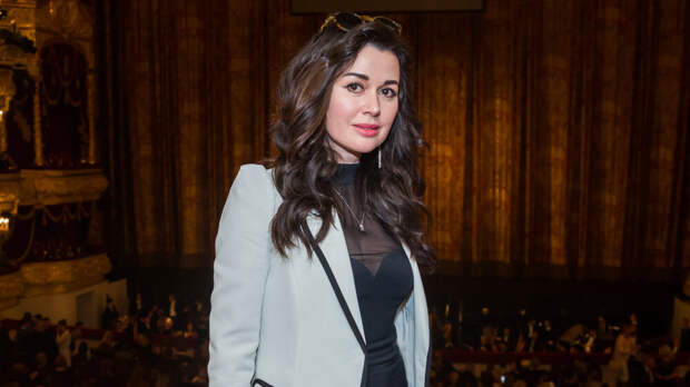 Старостина: у Заворотнюк в 2014 году упало зрение, вероятно, из-за опухоли