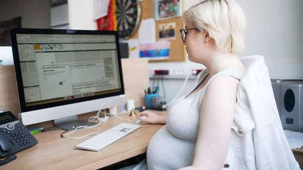 В Госдуме сочли избыточной инициативу об удаленке для беременных