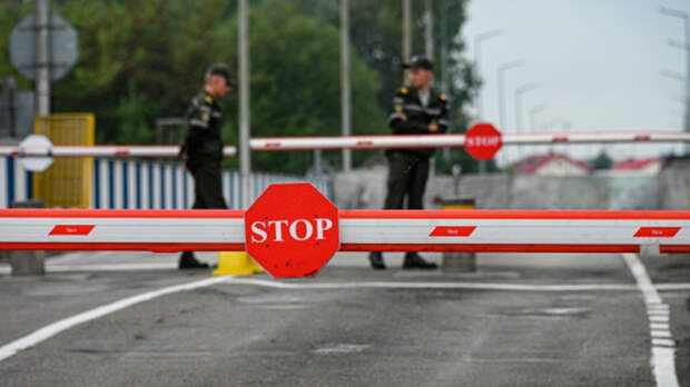 Движение через КПП на границе России и Казахстана приостановили из-за паводков