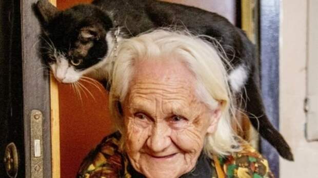 Почему продвинутые пенсионеры заводят кошек, а не собак