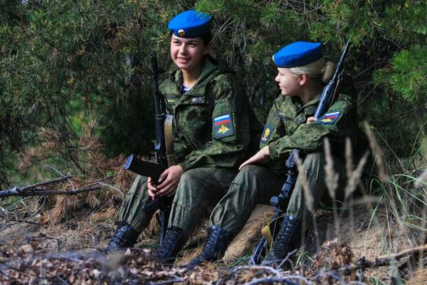 Девушки и ВДВ