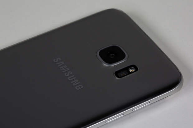 Смартфон Samsung Galaxy S7 edge