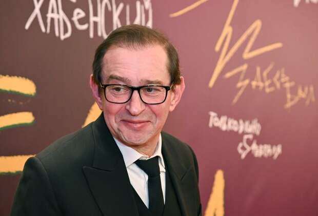 Певцов оценил назначение Хабенского на пост и.о. ректора Школы-студии МХАТ