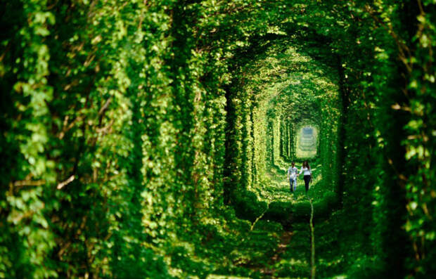 Тоннель любви, Украина