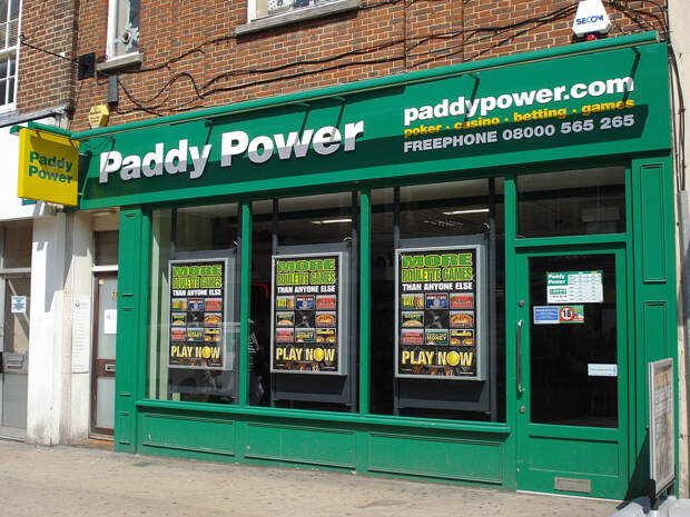 Гав Томпсон покинул должность менеджера Paddy Power