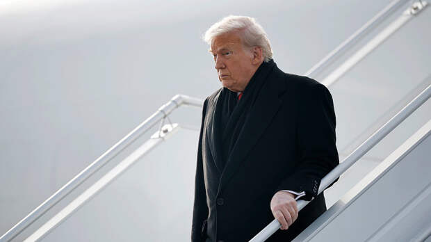 Трамп заявил, что американские корабли движутся в сторону Ирана на всякий случай