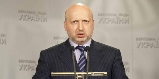 Турчинов: чтобы выпускать технику лучше, чем у ватников, много ума не надо