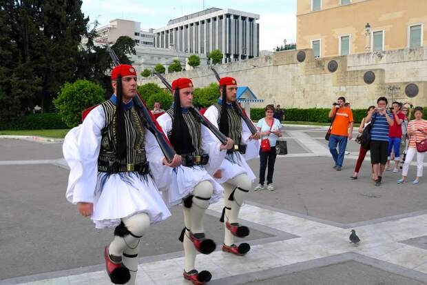 Отзвуки древних традиций: Эвзоны - греческая Президентская Гвардия (18)