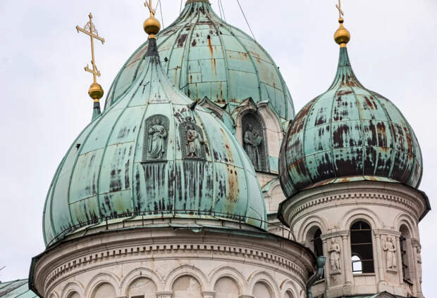 Укорачивает ли жизнь вопрос "Который час?", заданный в храме