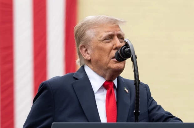 Трамп пообещал найти альтернативу пошлинам в случае их отмены