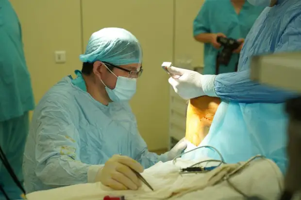 Гидрогель вместо эндопротеза: Казахстанские ученые внедряют новую методику лечения суставов