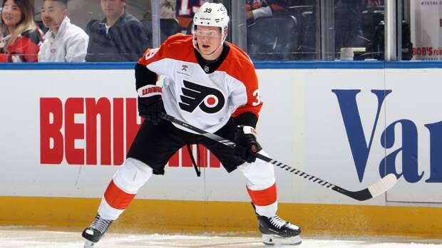 Мичков вышел на 8-е место в истории «Филадельфии» по матчам с 2+ очками до 21 года