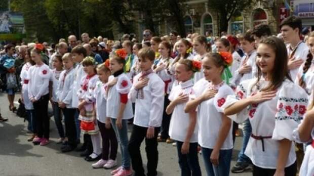 На Украину вернулись лихие 90-е: «герои» АТО, вернувшись с Донбасса, начали устанавливать свои правила жизни в стране