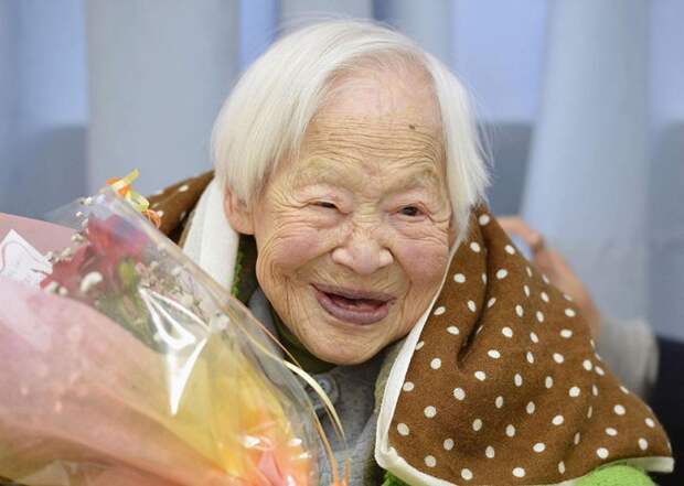 Самый старый, живущий человек в мире 116-летняя Мисао Окава из Японии 2