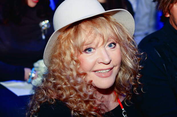 Вдова Леонида Дербенева пояснила, почему не поздравила Аллу Пугачеву с днем рождения