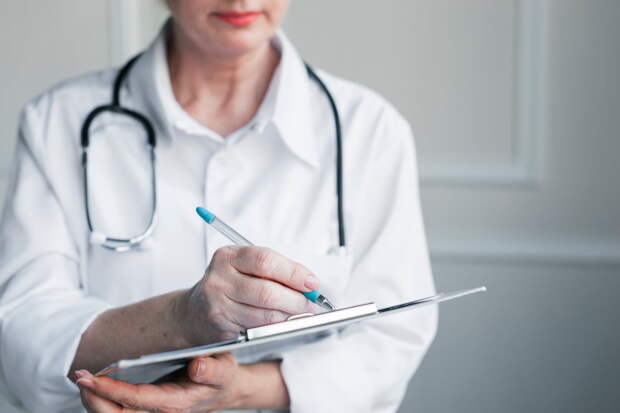 В России готовят новые законы о медосвидетельствовании мигрантов, сообщил Володин