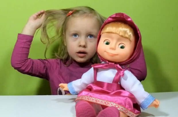 Говорящий большой кукла. Кукла Маша большая. Интерактивная Маша. Кукла из мультфильма Маша и медведь. Кукла Маша из мультика.