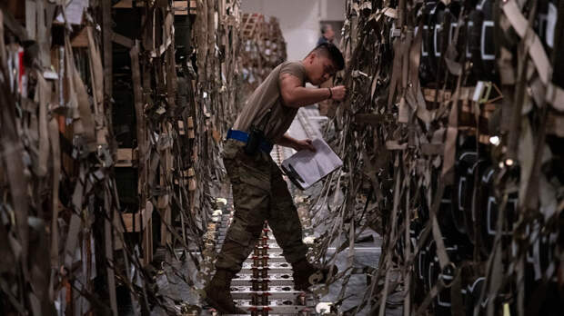 Рубио допустил, что США перенаправят на Ближний Восток оружие для Украины