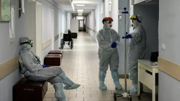 За сутки выздоровели 28 605 человек, 1192 скончались: в России выявлено более 40 тыс. новых случаев COVID-19