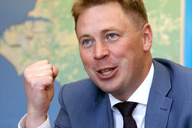 После «волшебного пенделя» губернатора Севастополя чиновники оживились