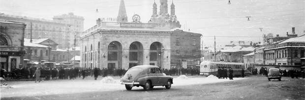 Таганская площадь: история России