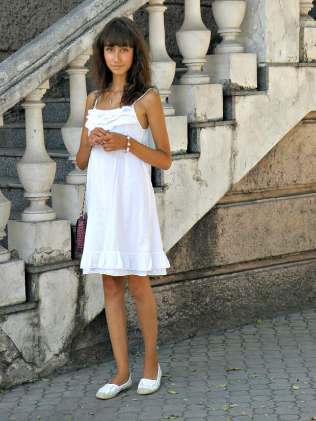 Lace_Dress_3