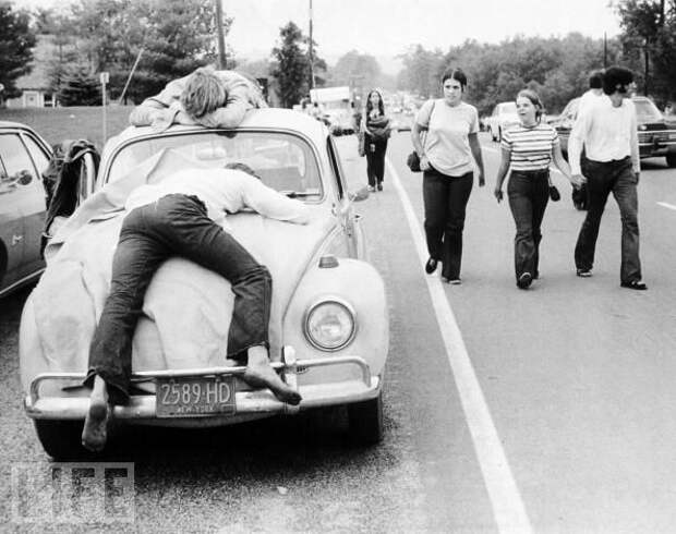 Фольксваген «Жук»: от Гитлера до хиппи (27 фото)