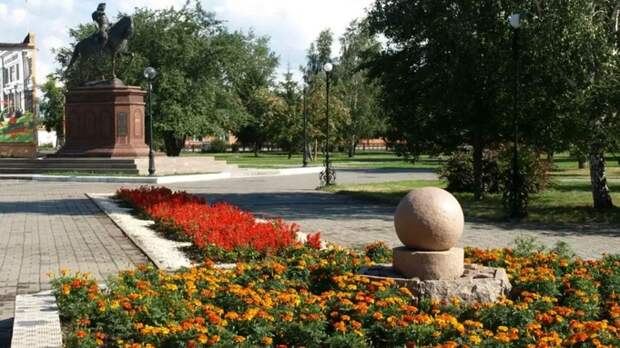 Центр Бийска благоустроят за 41 млн рублей за счет туристической субсидии