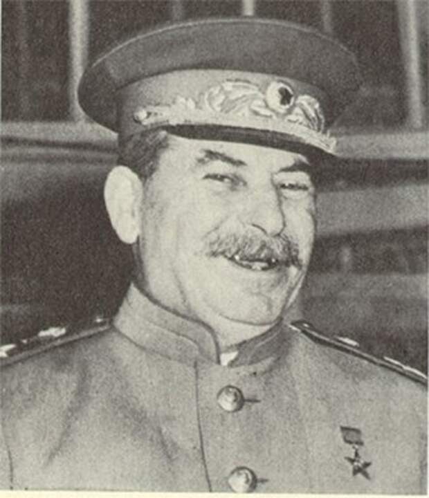 сталин улыбается|Фото: