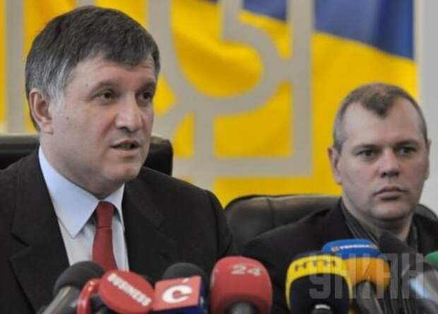 Аваков сообщил, что обладает данными, которые лишат Киев поддержки МВФ
