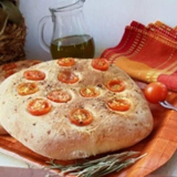 Мини-фокаччи с помидорами-черри