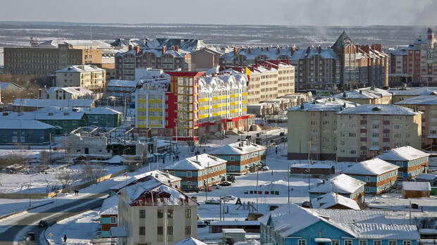 Во всех городах Ямала школьникам разрешили остаться дома из-за морозов до -42 °С