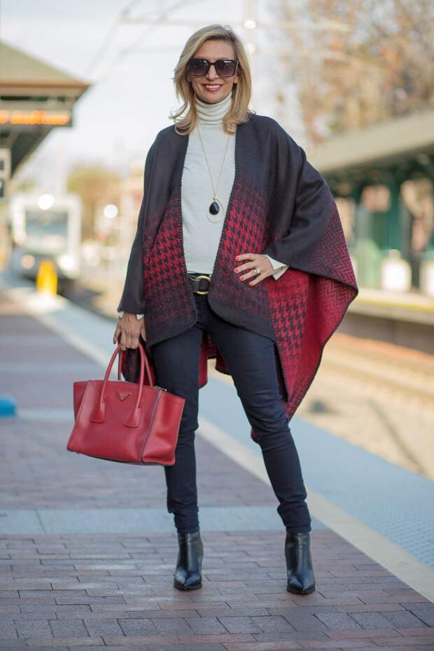 Jacket-Society-Our Reversible Houndstooth And Herringbone Ponchos-2149