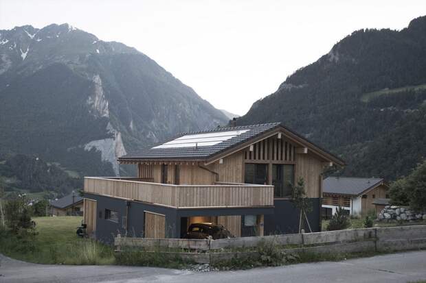 Дом с видом на горы в Швейцарии