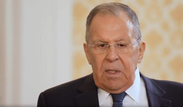 Лавров осудил «потерявшие берега» страны