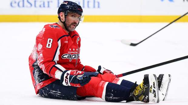 Крикунов: «Овечкин играет еще лучше, чем Хоу, как я думаю. Сашка бы не дал мне клюшкой по спине»