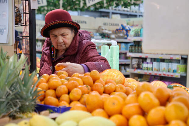 8 из 10 опрошенных россиян выходят из магазина с незапланированными покупками