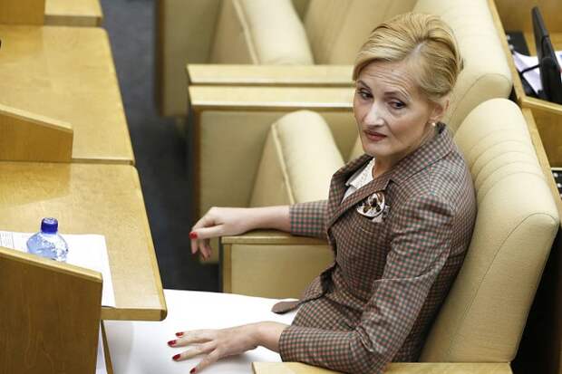 Яровая прокомментировала поведение Порошенко и памятник Мазепе Яровая прокомментировала поведение Порошенко и памятник Мазепе