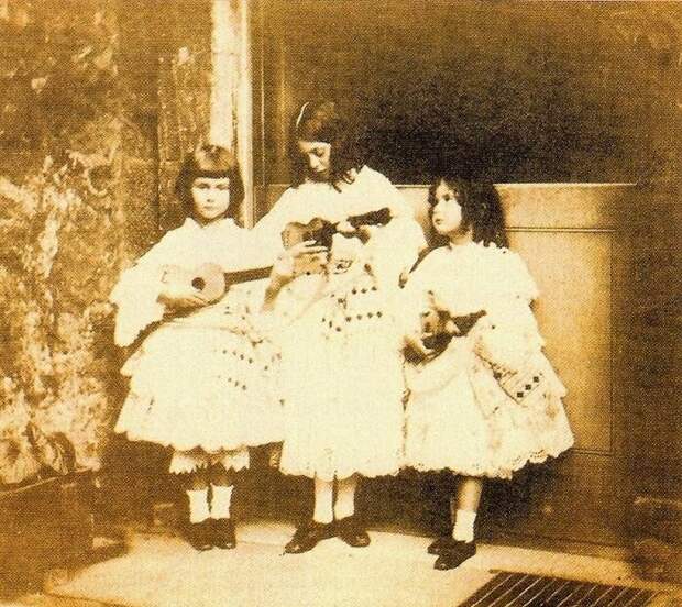 Реальное детство знаменитой Алисы из Зазеркалья