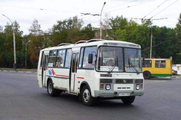 Для тамбовчан на Красную горку и Радоницу запустят дополнительные автобусы до кладбищ