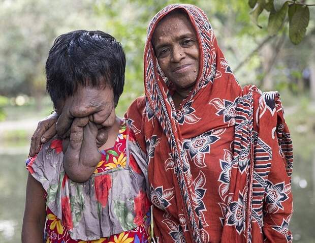 Khatoon with mom