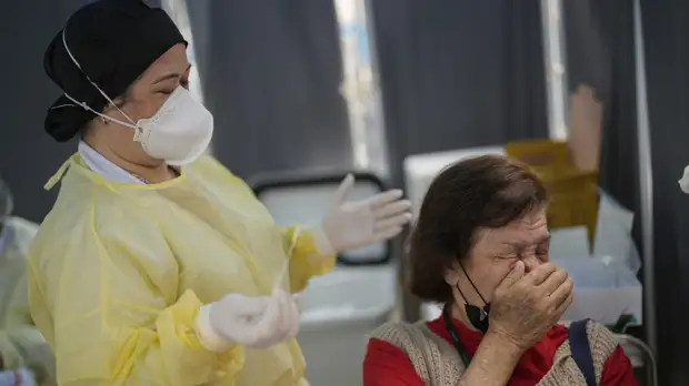 Врач Руженцова назвала редкими изменения вкуса и запаха при инфицировании «омикроном»