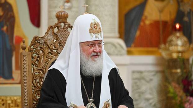 Патриарх Кирилл: РПЦ молится Богу о победе света над тьмой