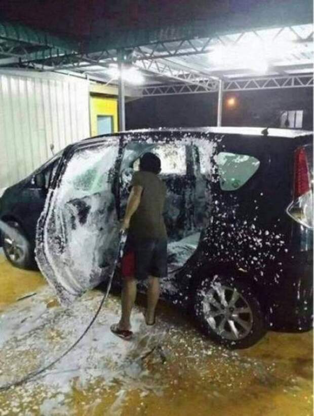 Автомобилисты снова отжигают!
